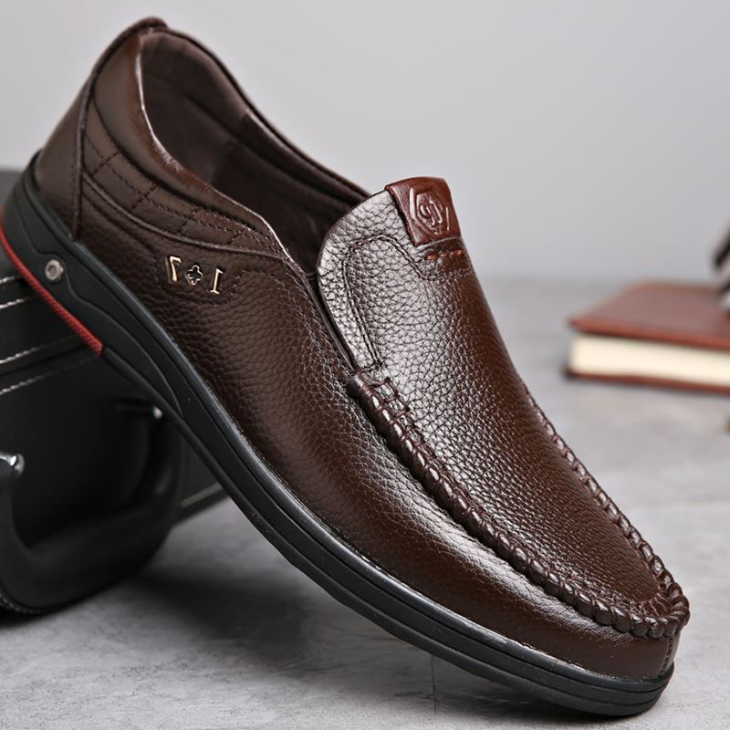 Zapato Mocasín Classic de Cuero Genuino para Hombre Stefano Romano®